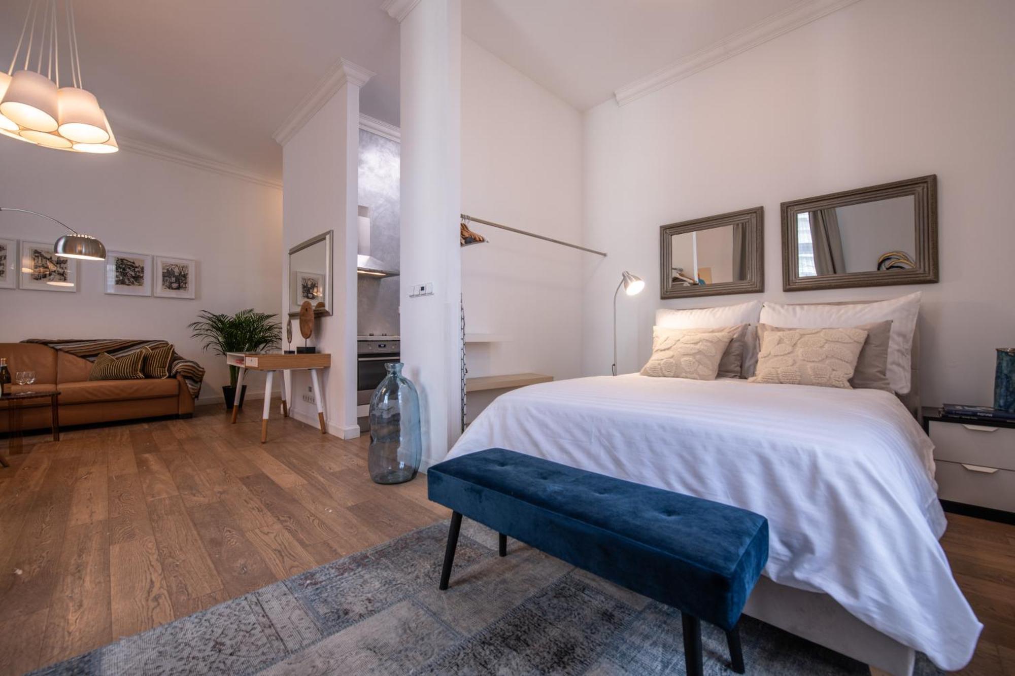 Modern Downtown Apt - Renovated, On Ideal Location Prague Luaran gambar